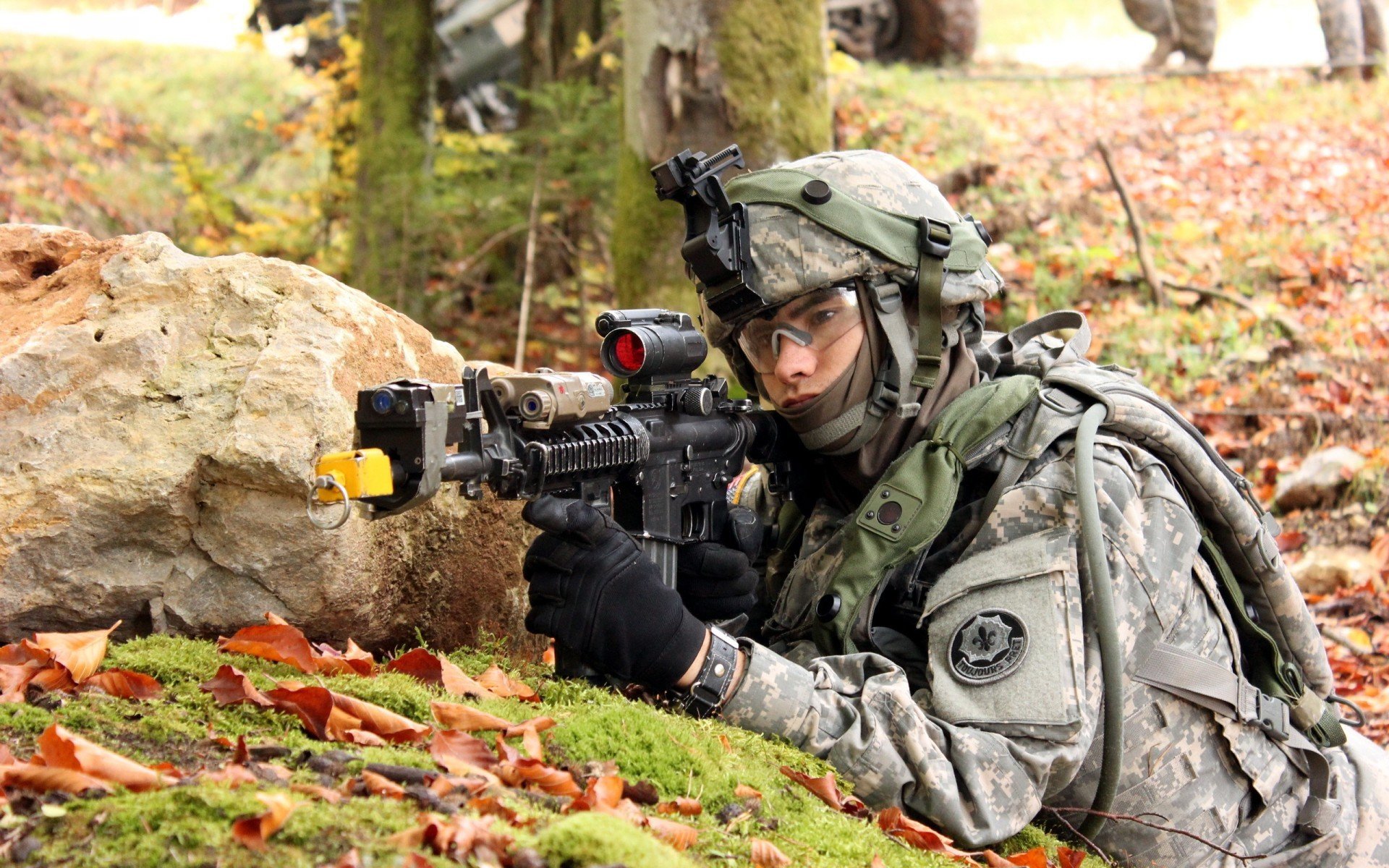 fb体育官网首页-车手与粉丝的温馨互动瞬间，网络用语车手是什么意思