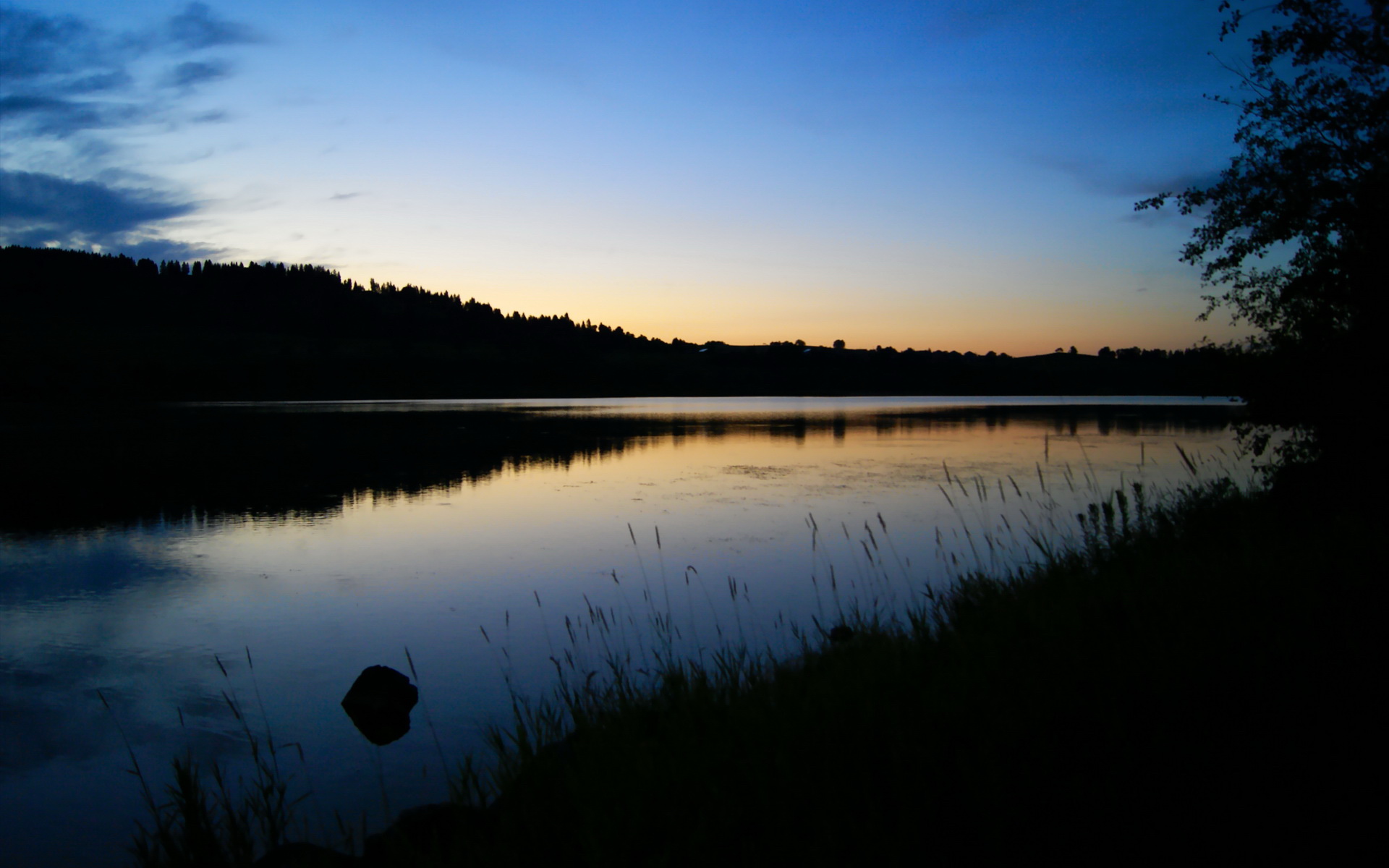 fb体育官网-西甲传奇再现：激情、技术、智慧齐飞！，西甲传奇门将