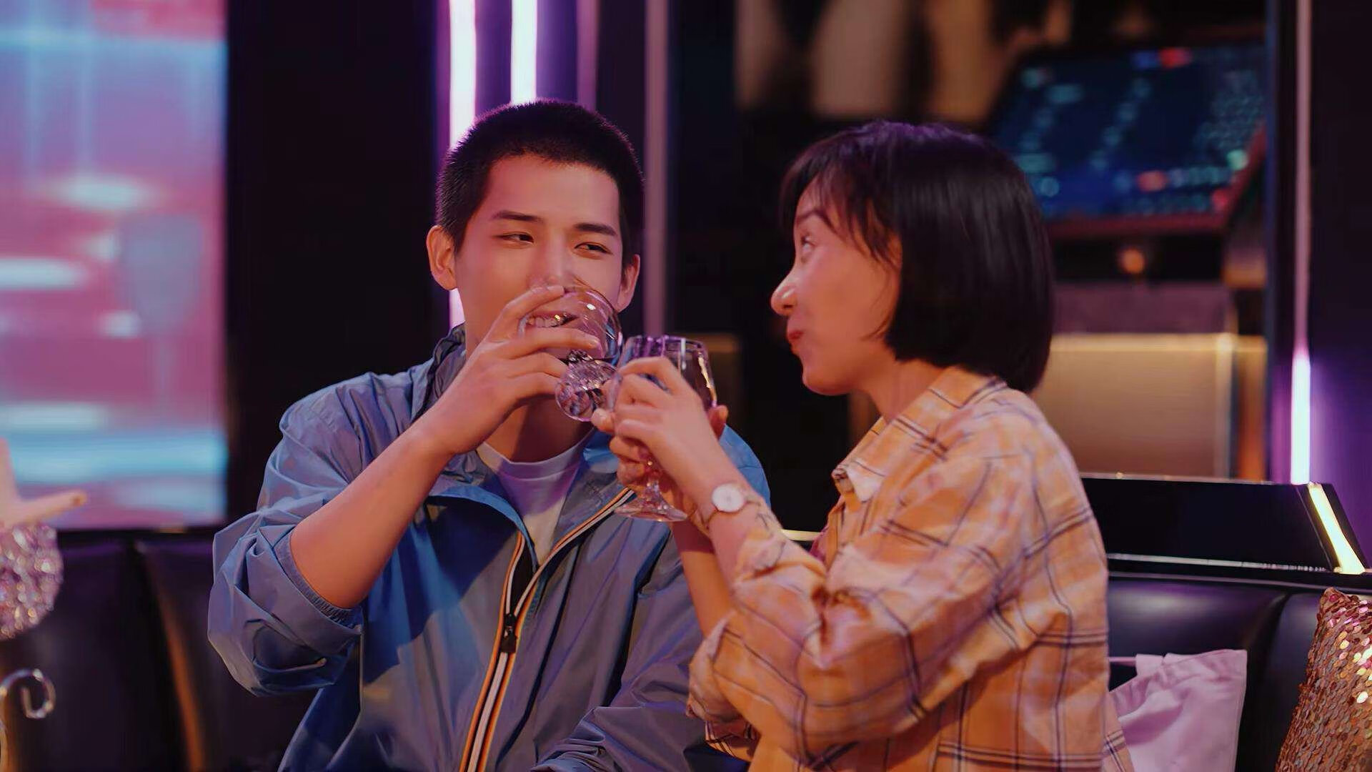 fb体育电脑版-詹姆斯带队逆转对手再次创造奇迹，詹姆斯大逆转